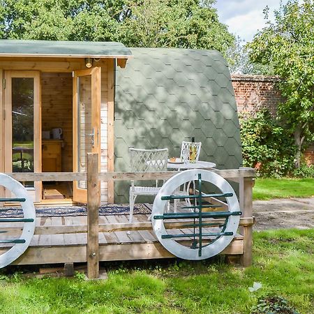 The Squirrels Strelley Barn Villa Woodham Mortimer Екстериор снимка